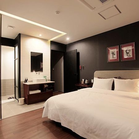 Brown-Dot Hotel Gupo Busan Luaran gambar
